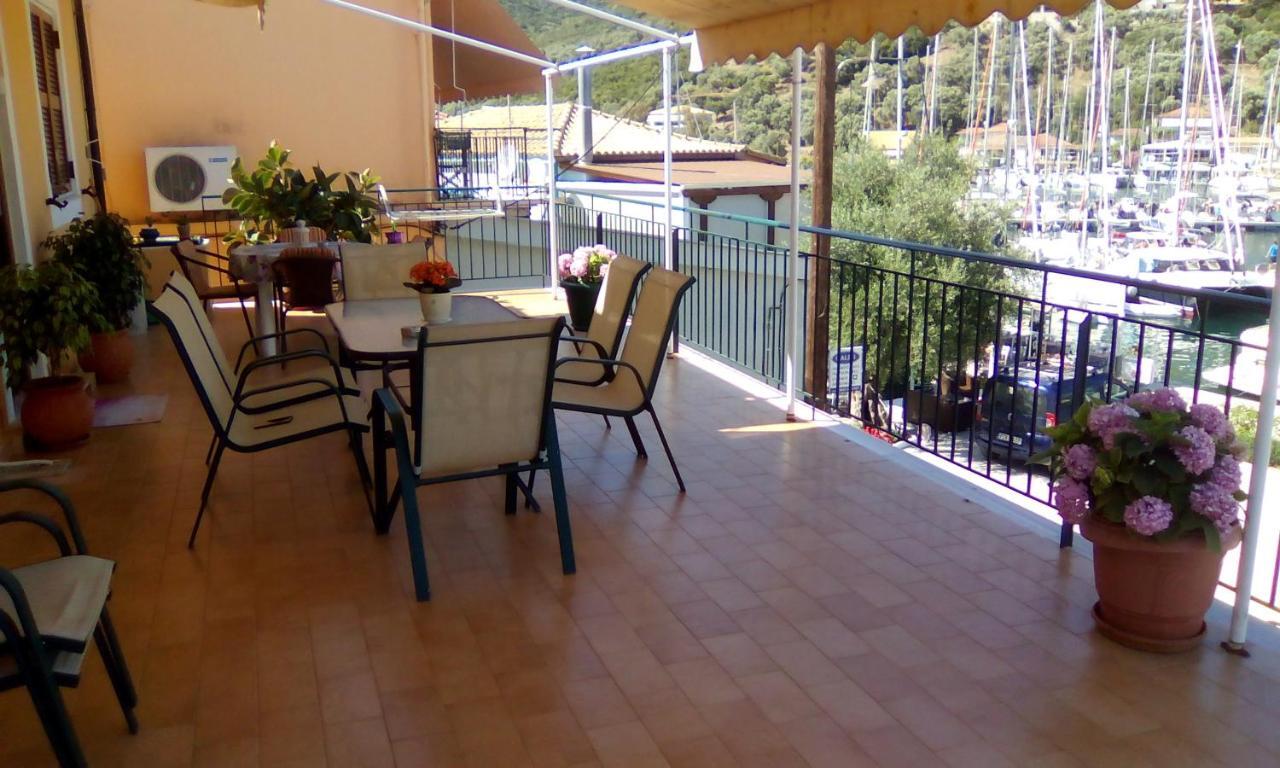 Aristoula House Villa Сивота Екстериор снимка