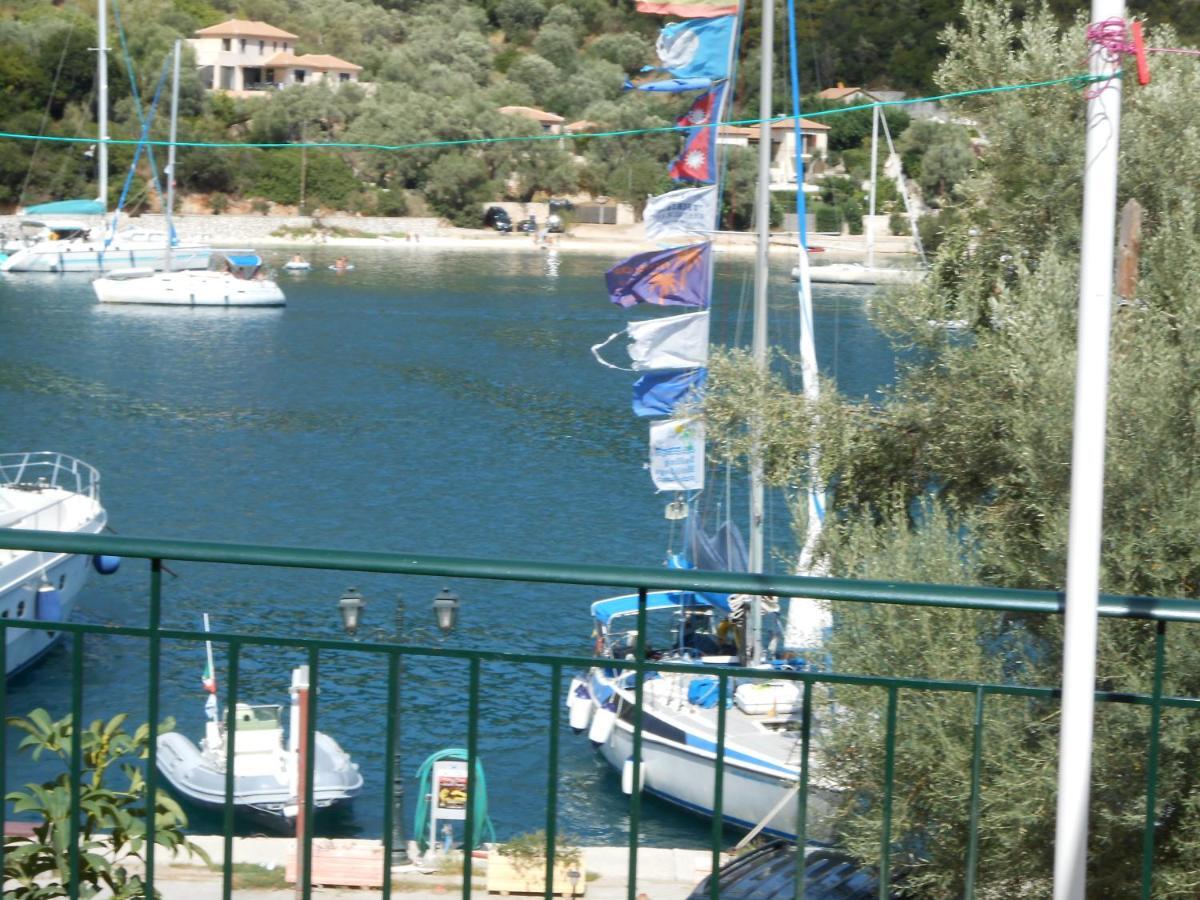 Aristoula House Villa Сивота Екстериор снимка